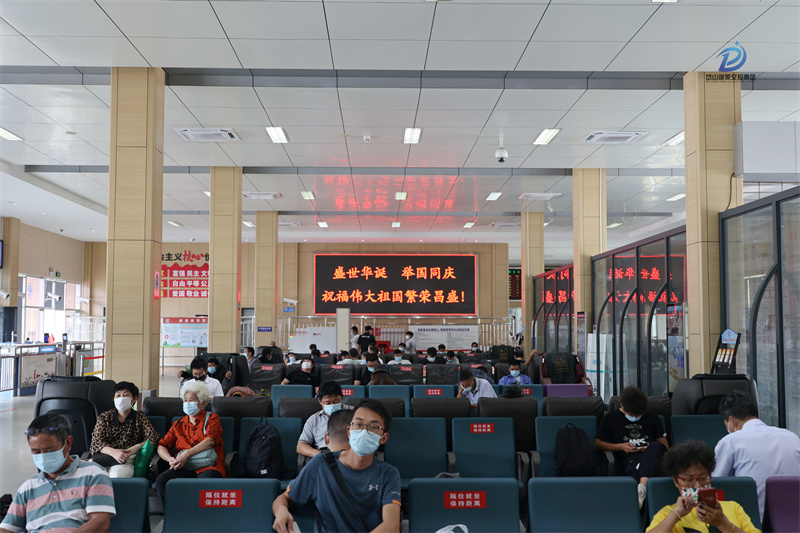 10.8  岱山交投汽運圓滿完成國慶道路旅客運輸任務4.jpg